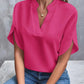 RIO™  BLUSA DE SEDA CON CUELLO EN V